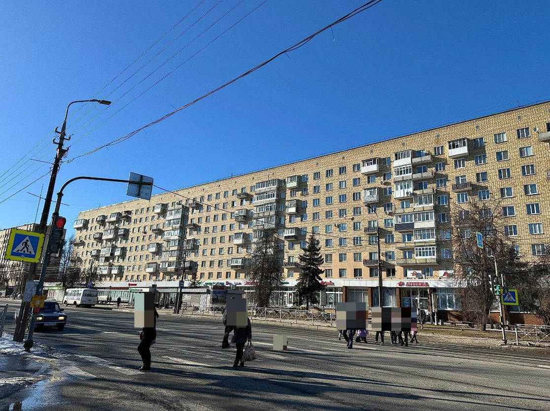 Продам торговое помещение 2602 м.кв.