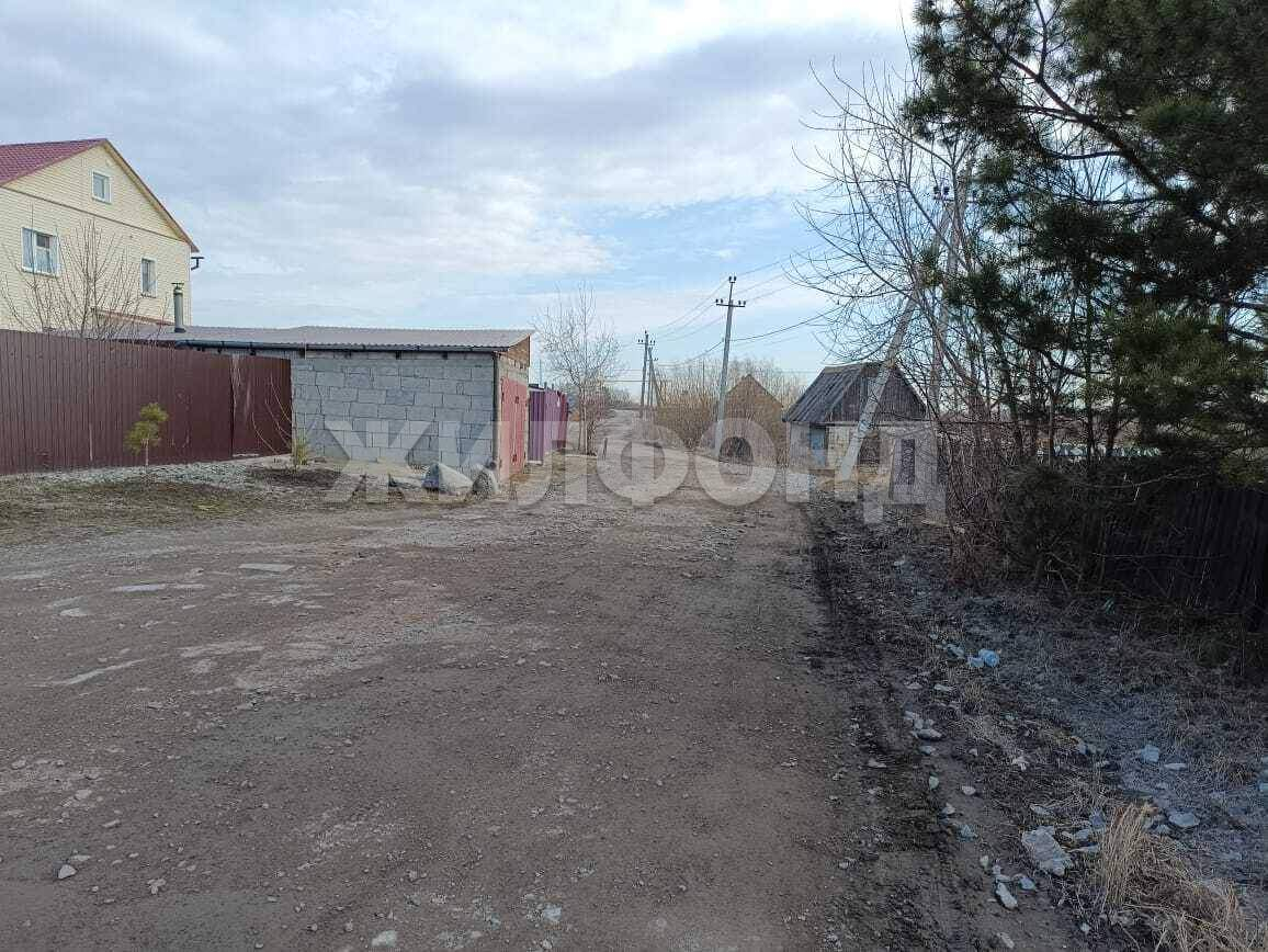Продам земельный участок 470 м.кв.