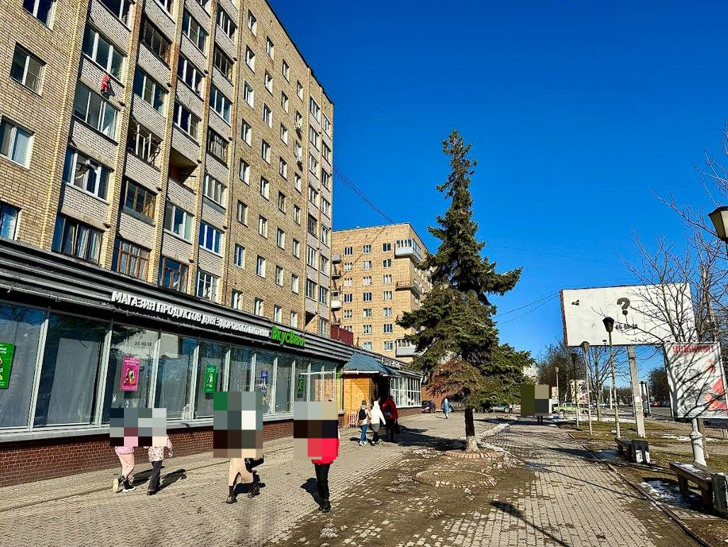 Продам торговое помещение 2602 м.кв.