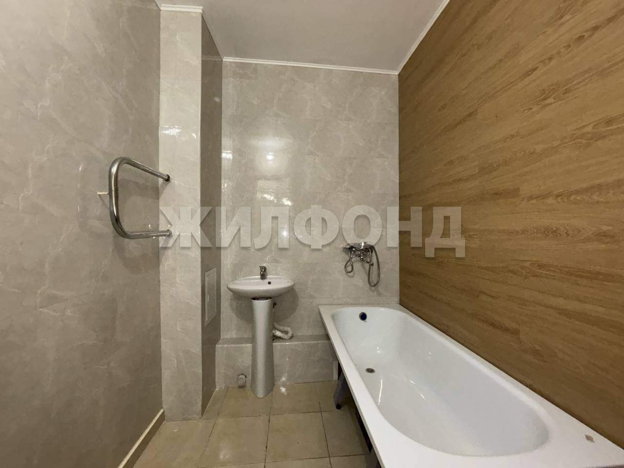 Квартира на продажу в Иркутске, Розы Люксембург улица, 118/4 фото №0