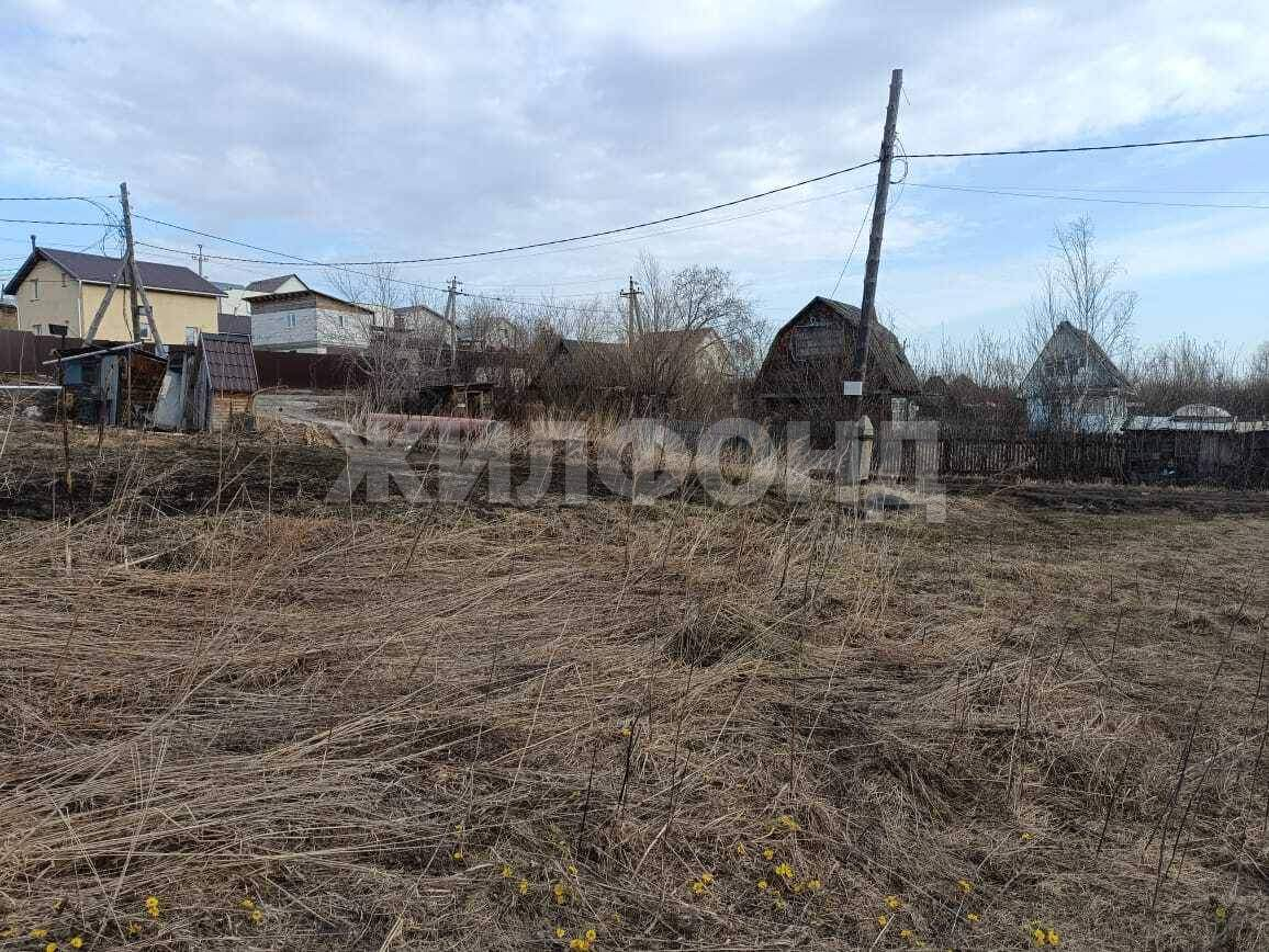 Продам земельный участок 470 м.кв.