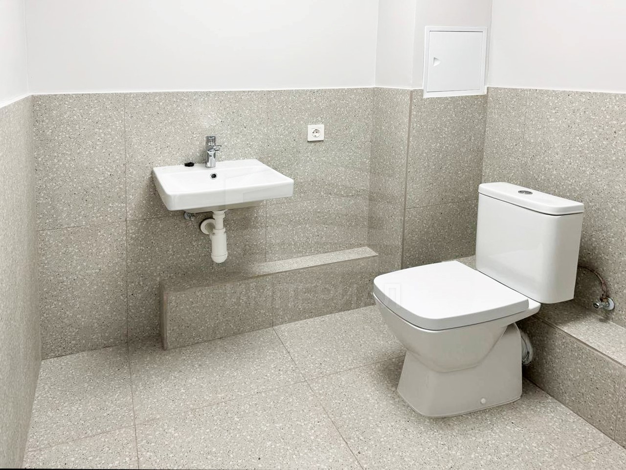 Продам помещение свободного назначения 18 м.кв.