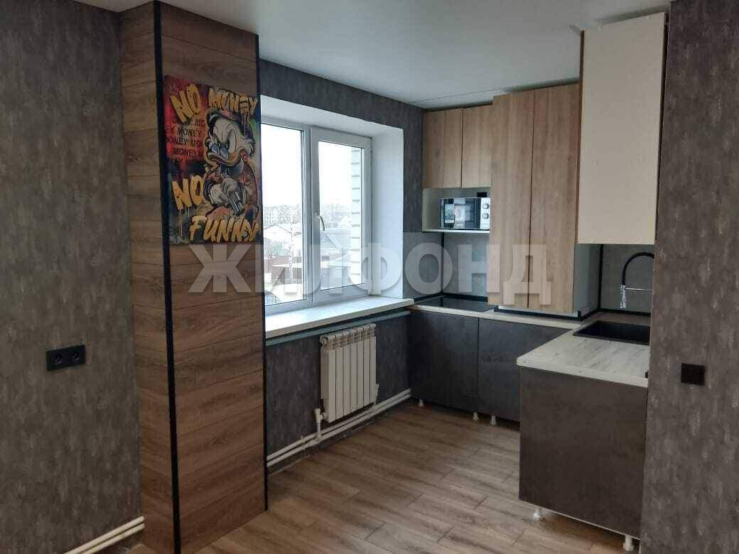 Квартира на продажу в Брянске, Угольная улица, 16 фото №0