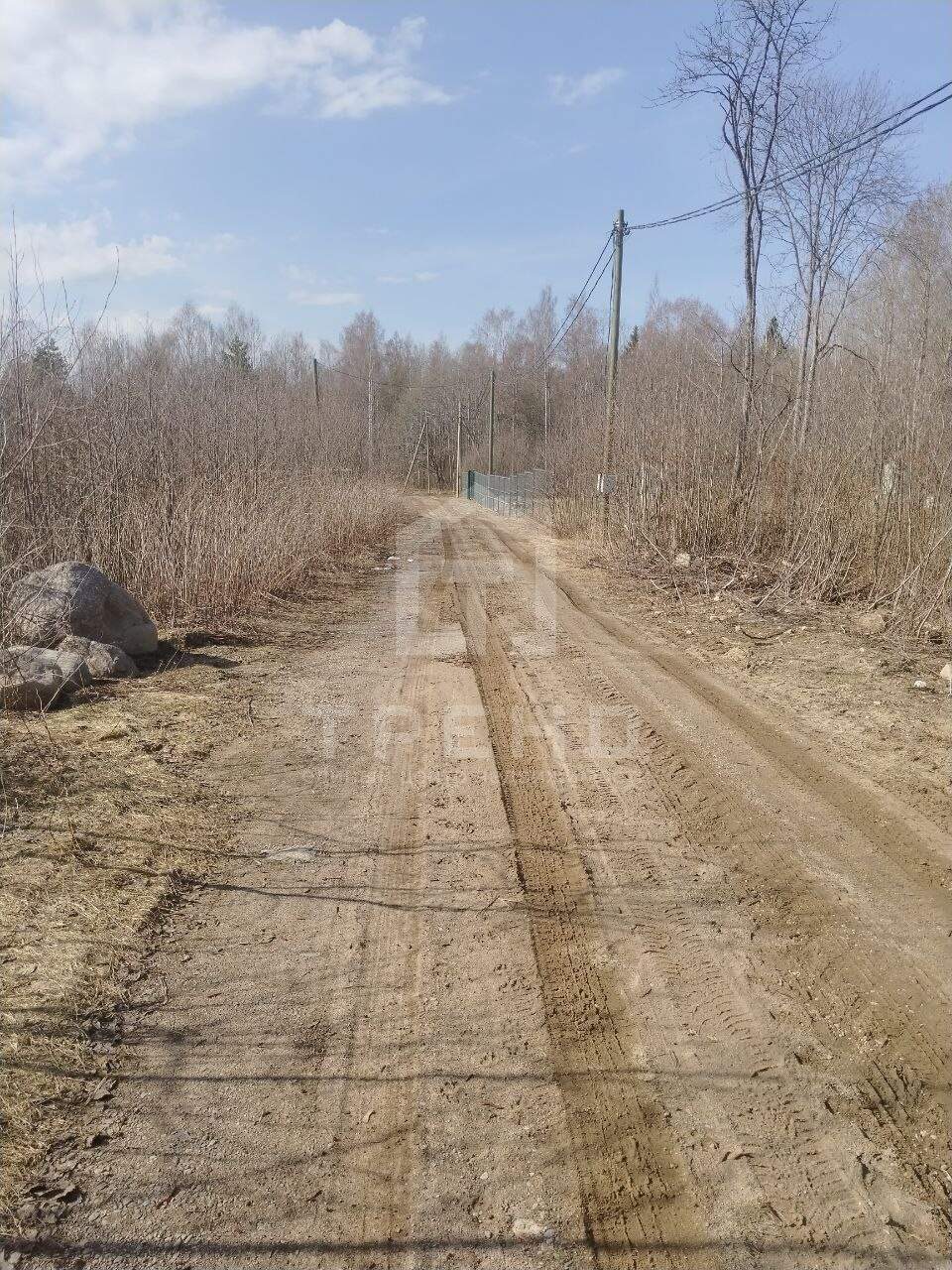 Продам земельный участок 1320 м.кв.
