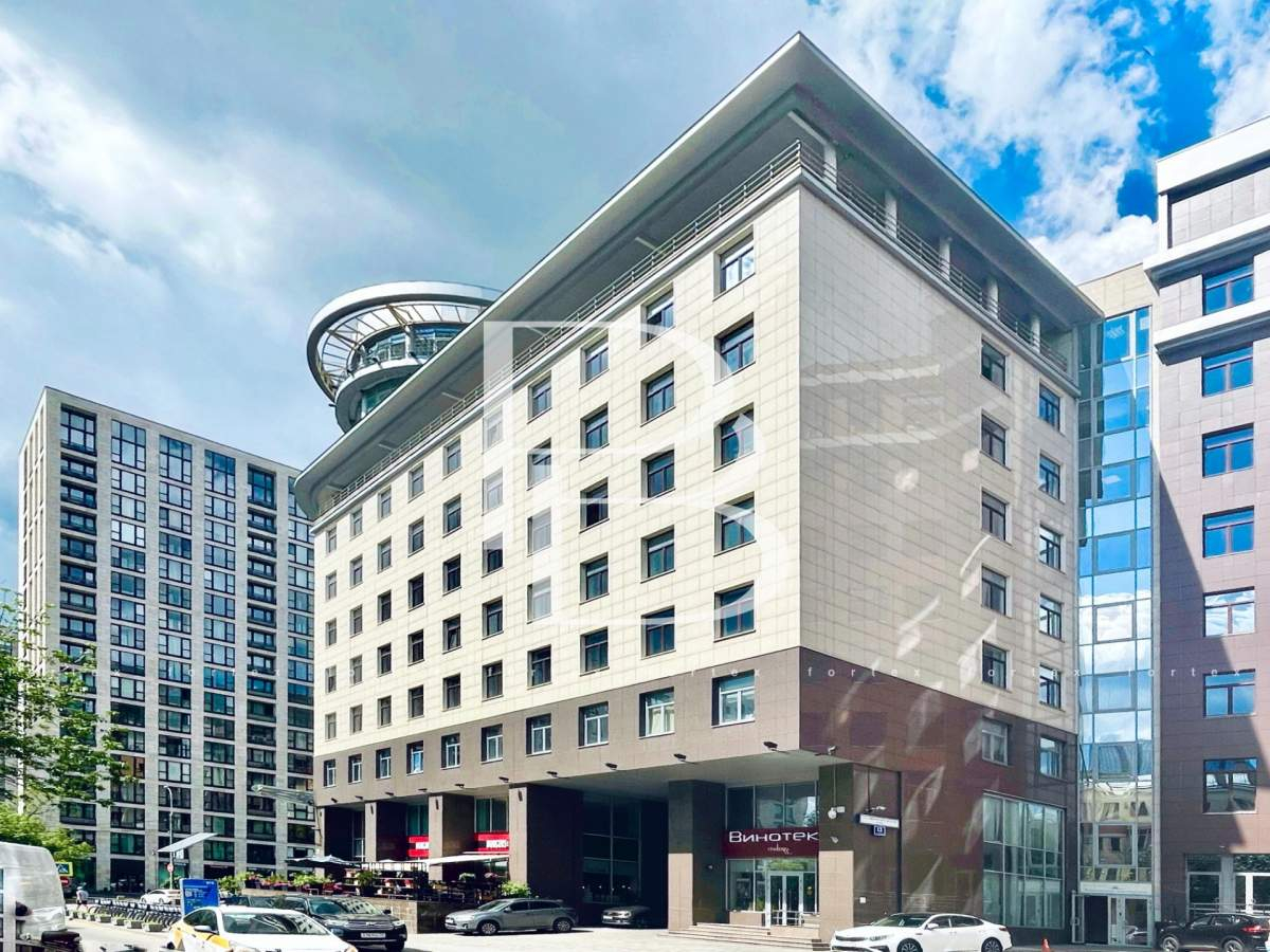 Продам торговое помещение 7781 м.кв.
