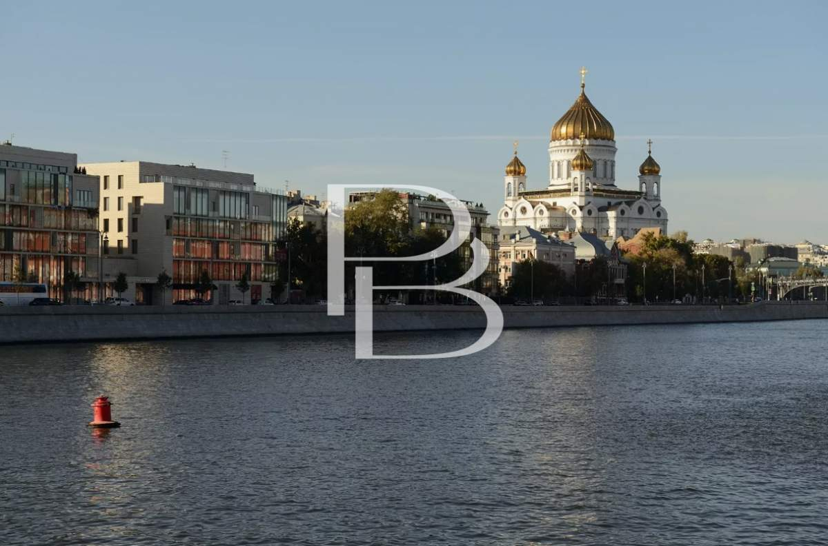 Сдам в аренду офис 1200 м.кв.