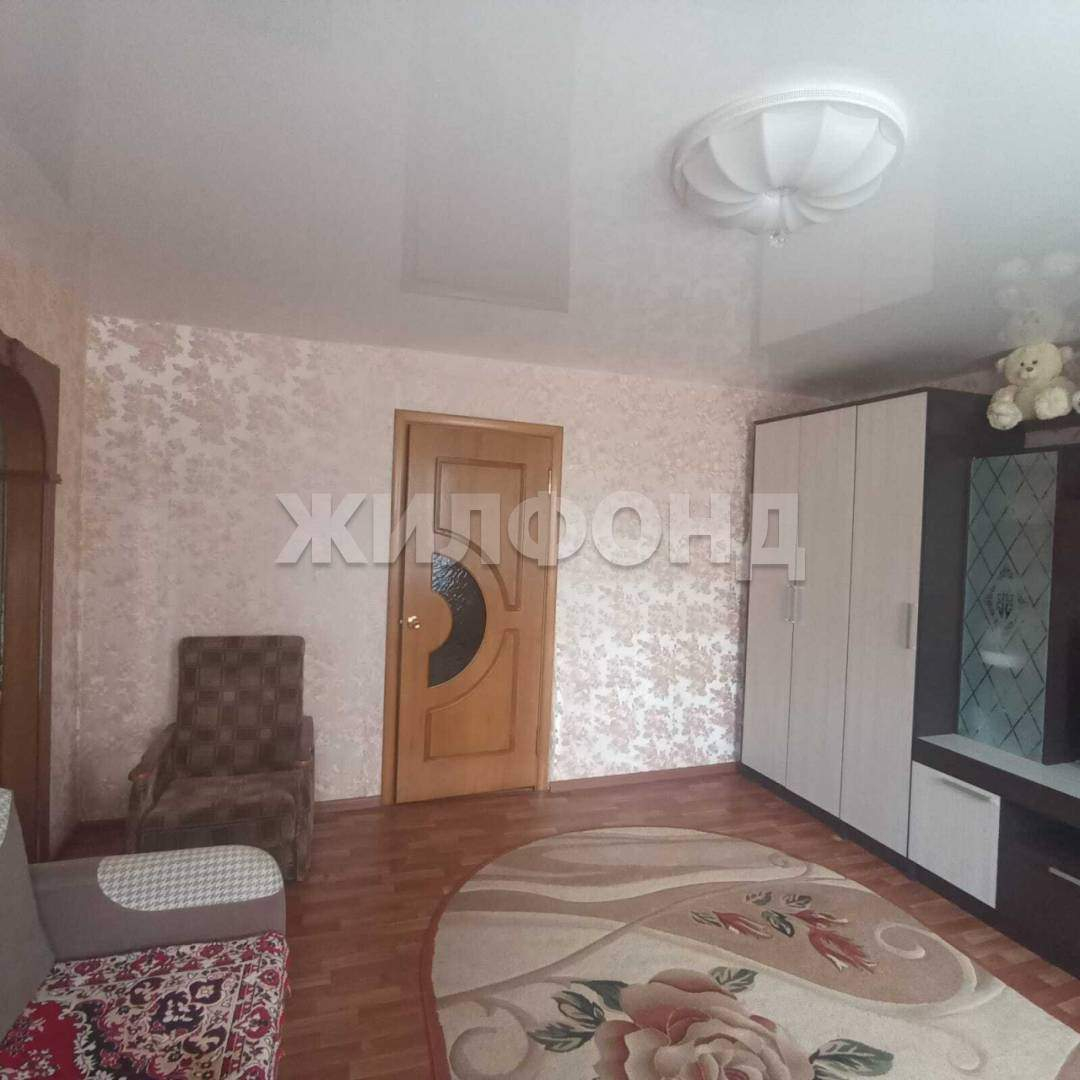 Дом на продажу в Карачеве, Брянская улица, 16 фото №1