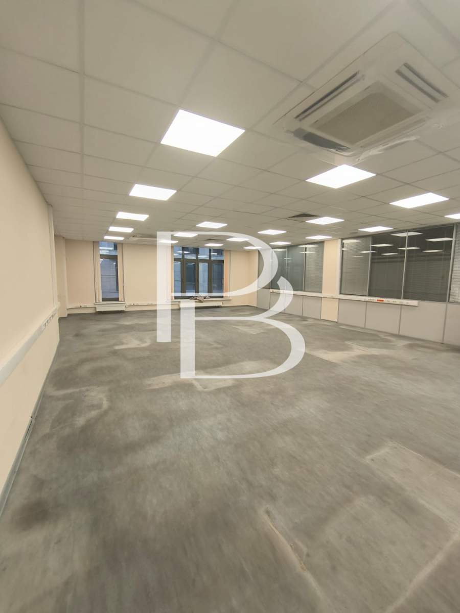 Сдам в аренду офис 903.2 м.кв.