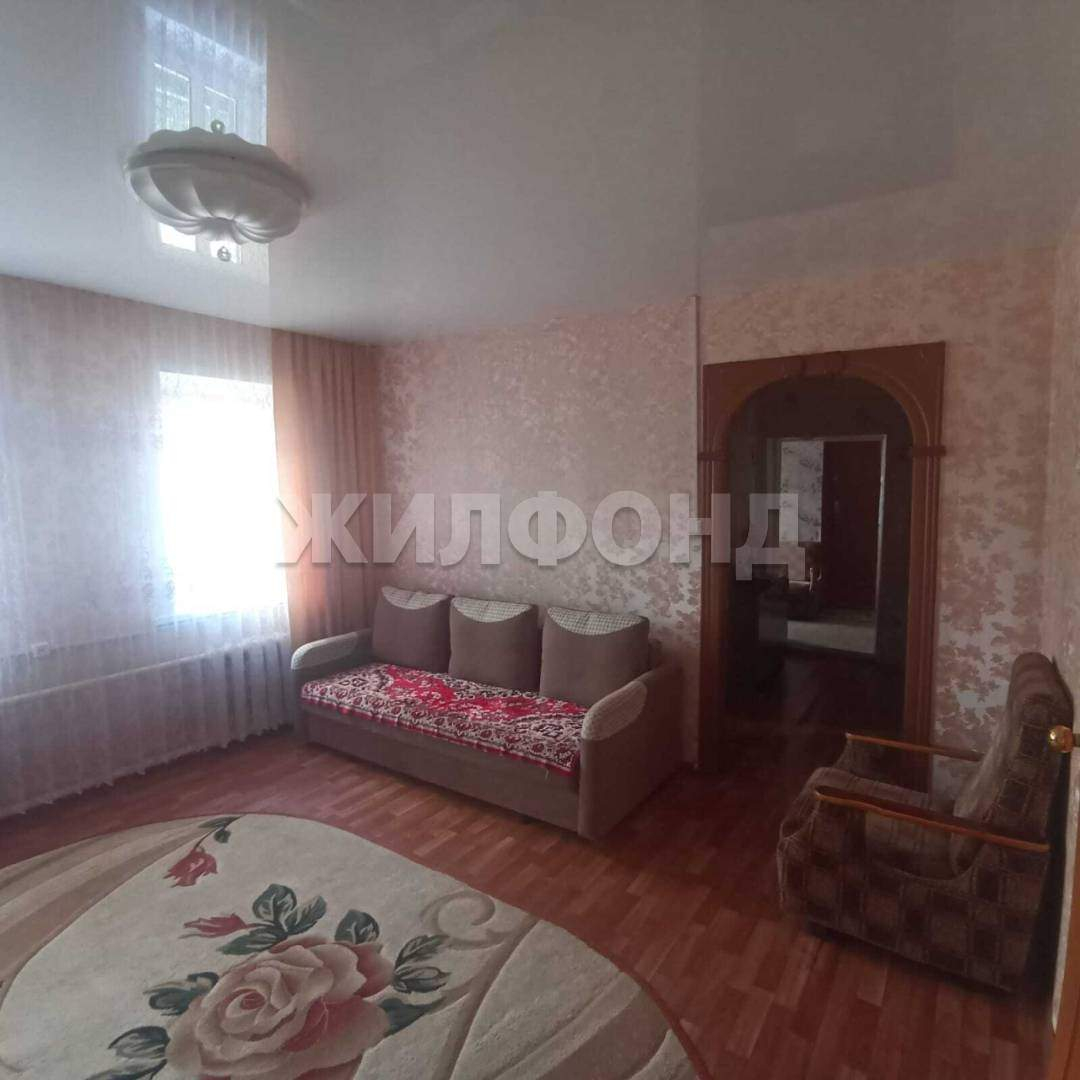 Дом на продажу в Карачеве, Брянская улица, 16 фото №2