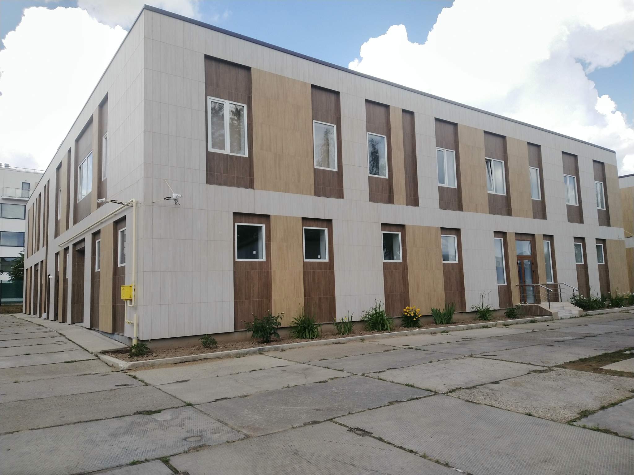 Сдам в аренду торговое помещение 3000 м.кв.