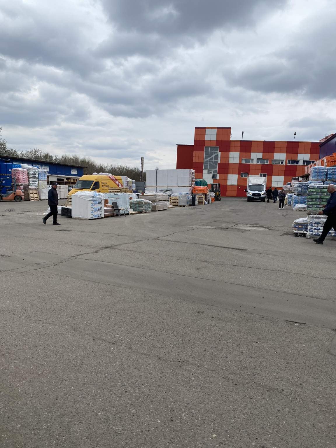 Помещение свободного назначения в аренду в Новоивановском, Западная улица, стр4 фото №5
