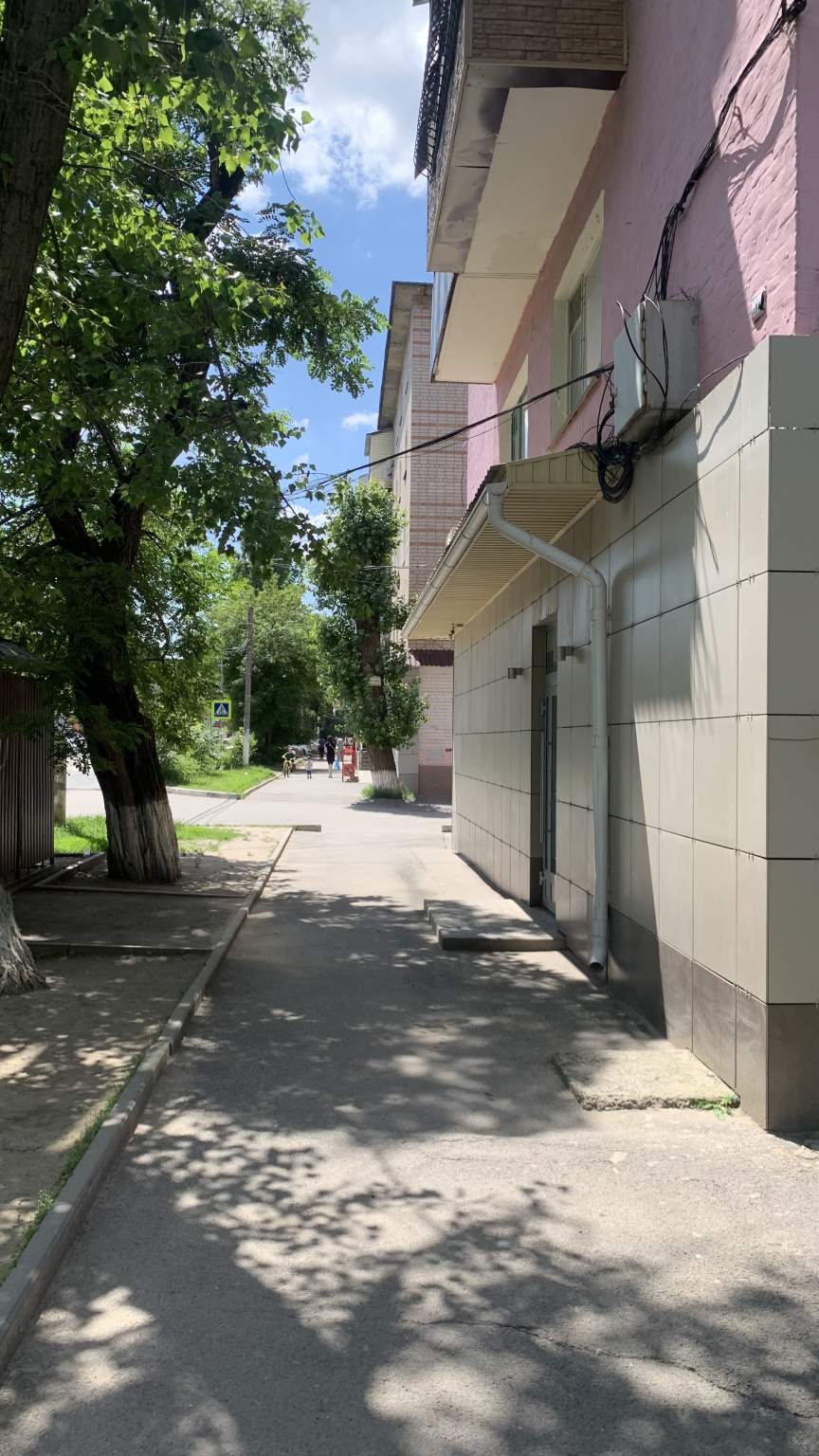 Помещение свободного назначения на продажу в Каменске-Шахтинском, Коммунистический переулок, 82 фото №2