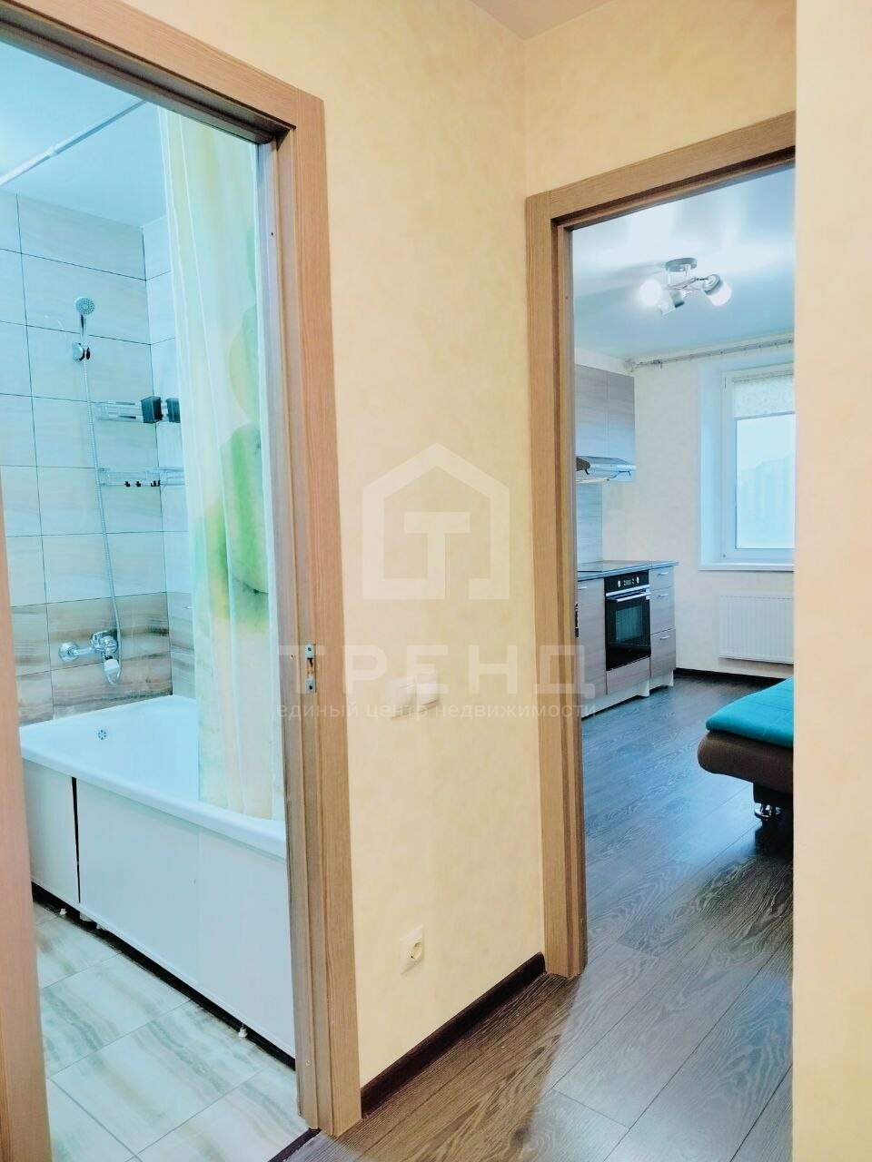 Квартира на продажу в поселкеМеталлострой ( Металлострой), Садовая улица, 6стр1 фото №1