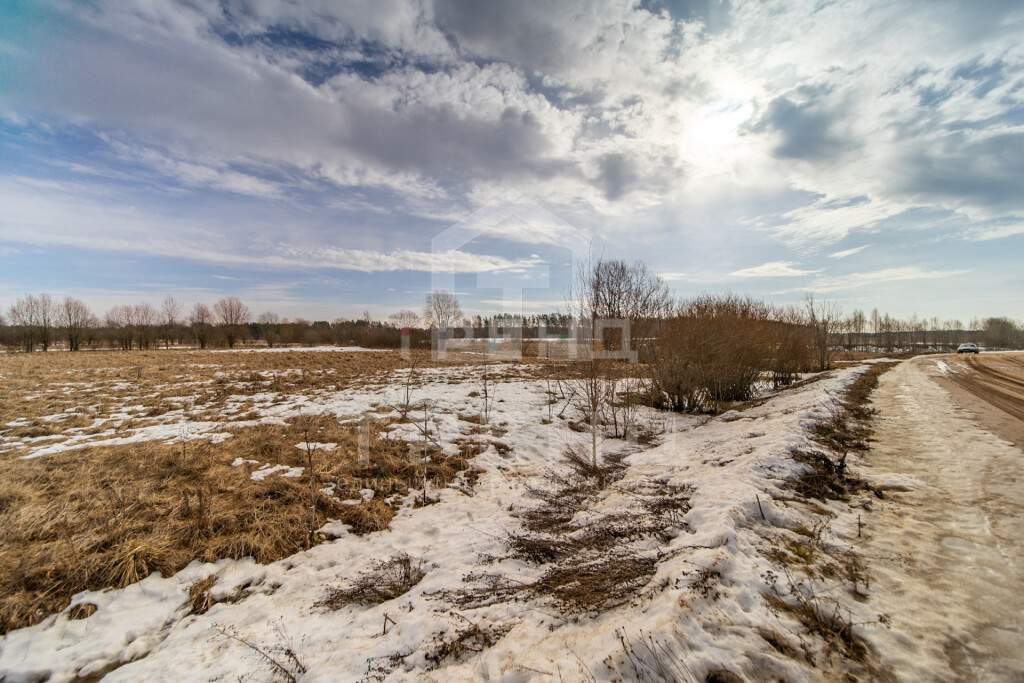 Продам земельный участок 136600 м.кв.