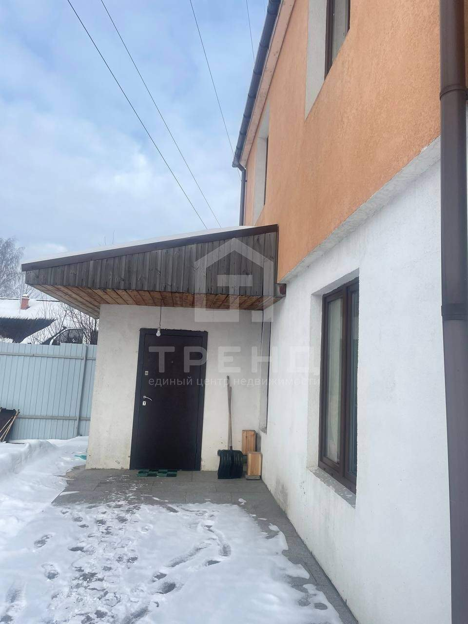 Дом на продажу в посёлке Парголово, Пригородная улица, 12 фото №0