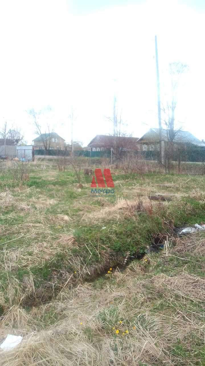 Продам земельный участок 1200 м.кв.