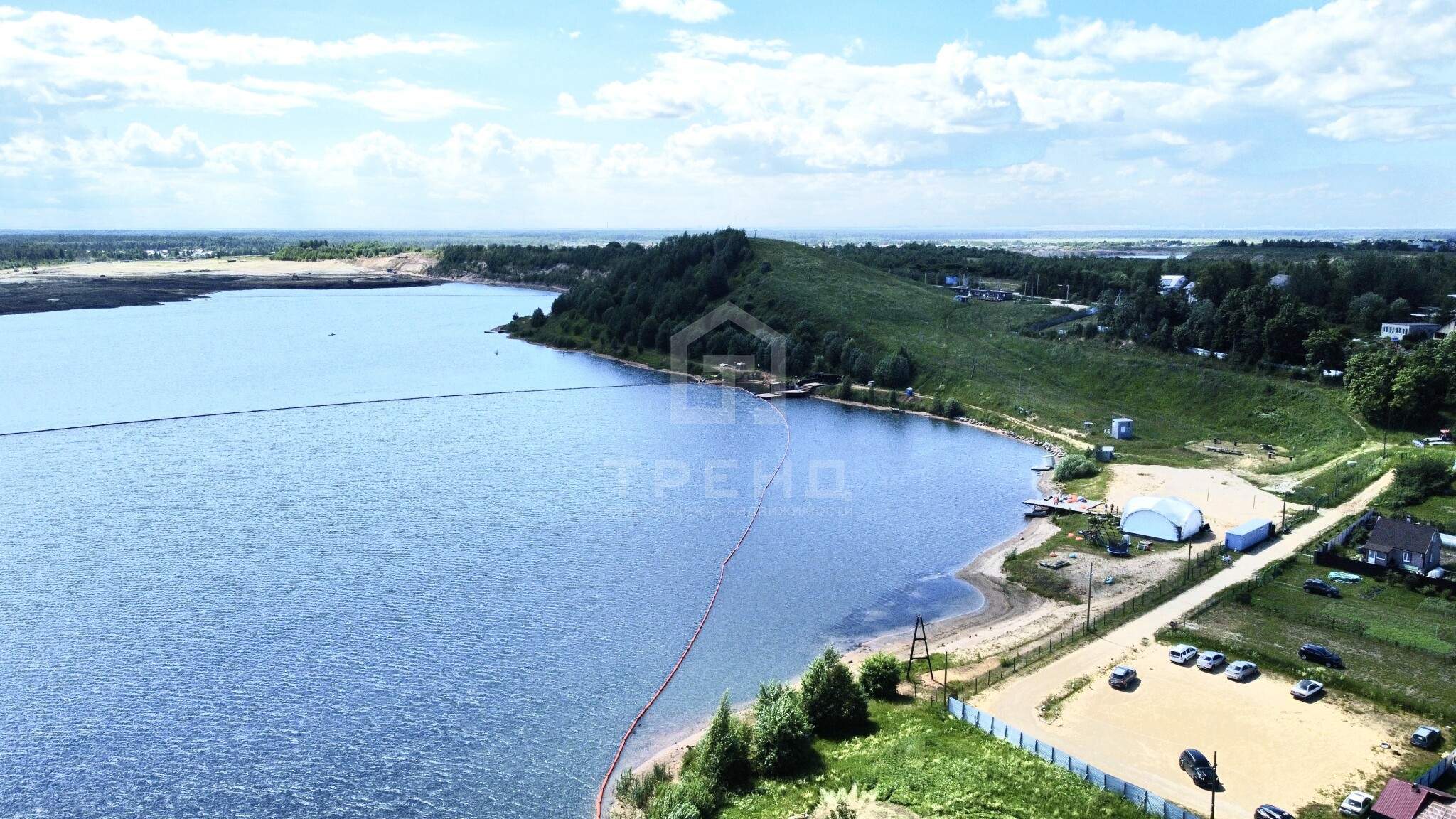 Продам земельный участок 1352 м.кв.