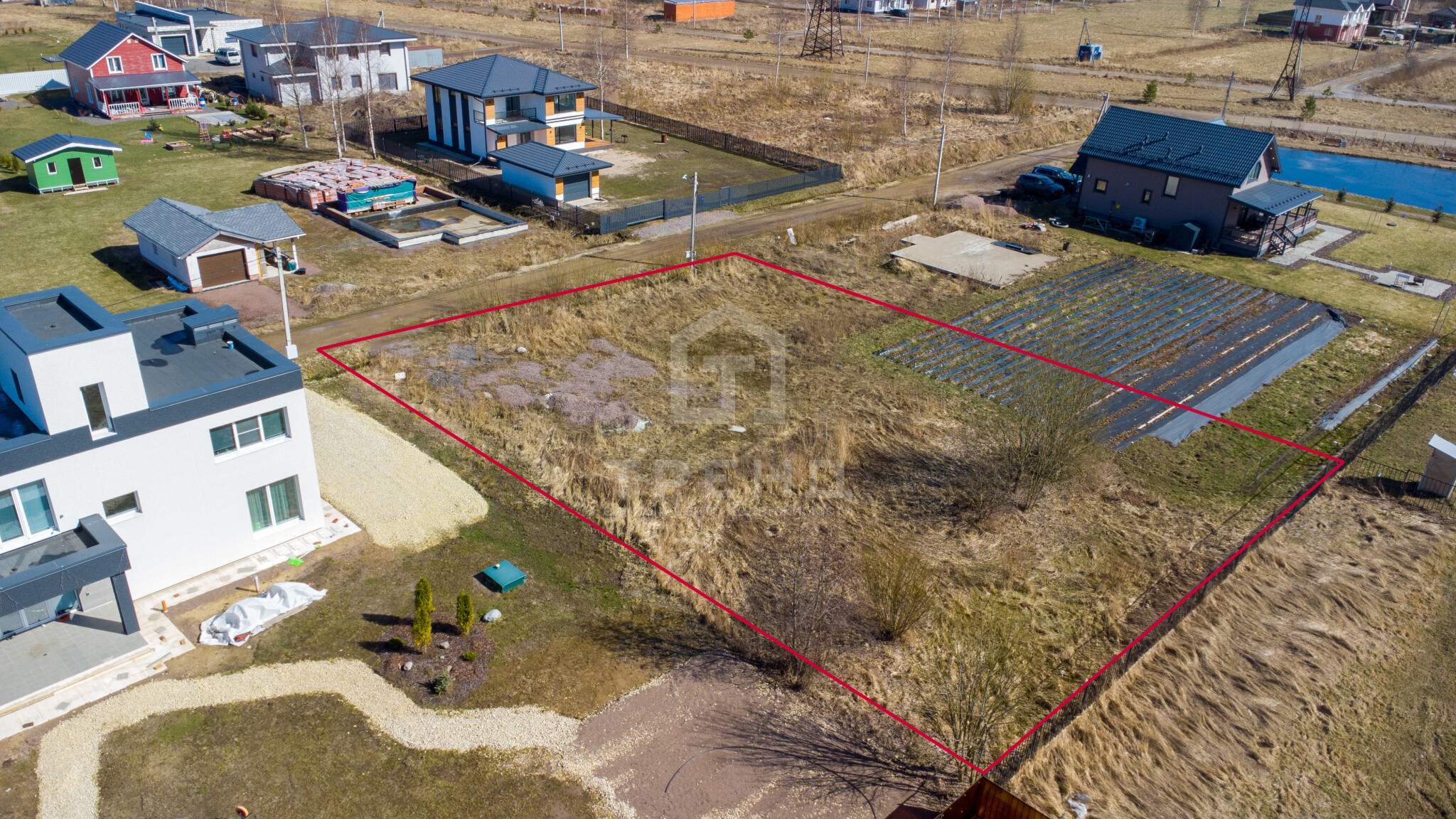 Продам земельный участок 1200 м.кв.