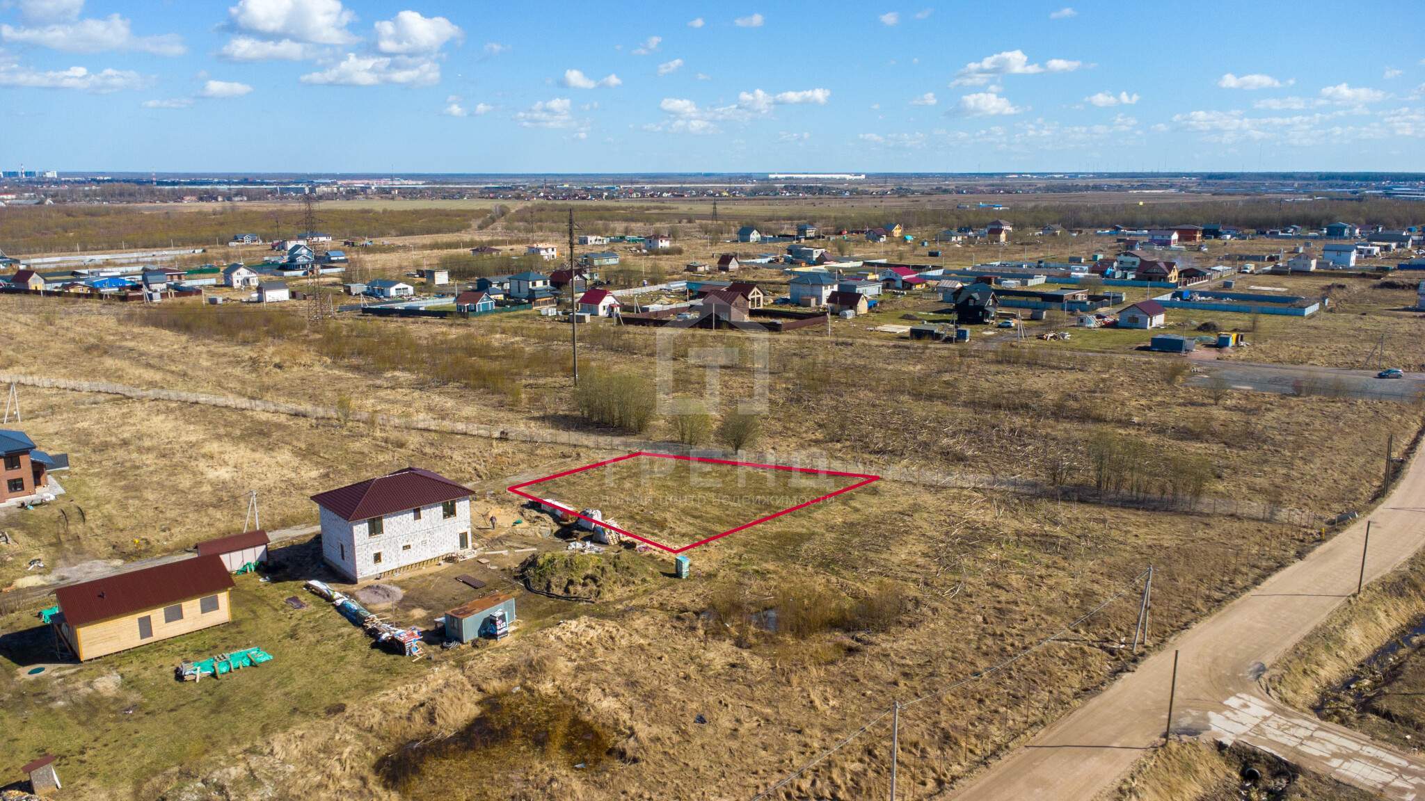 Продам земельный участок 1375 м.кв.