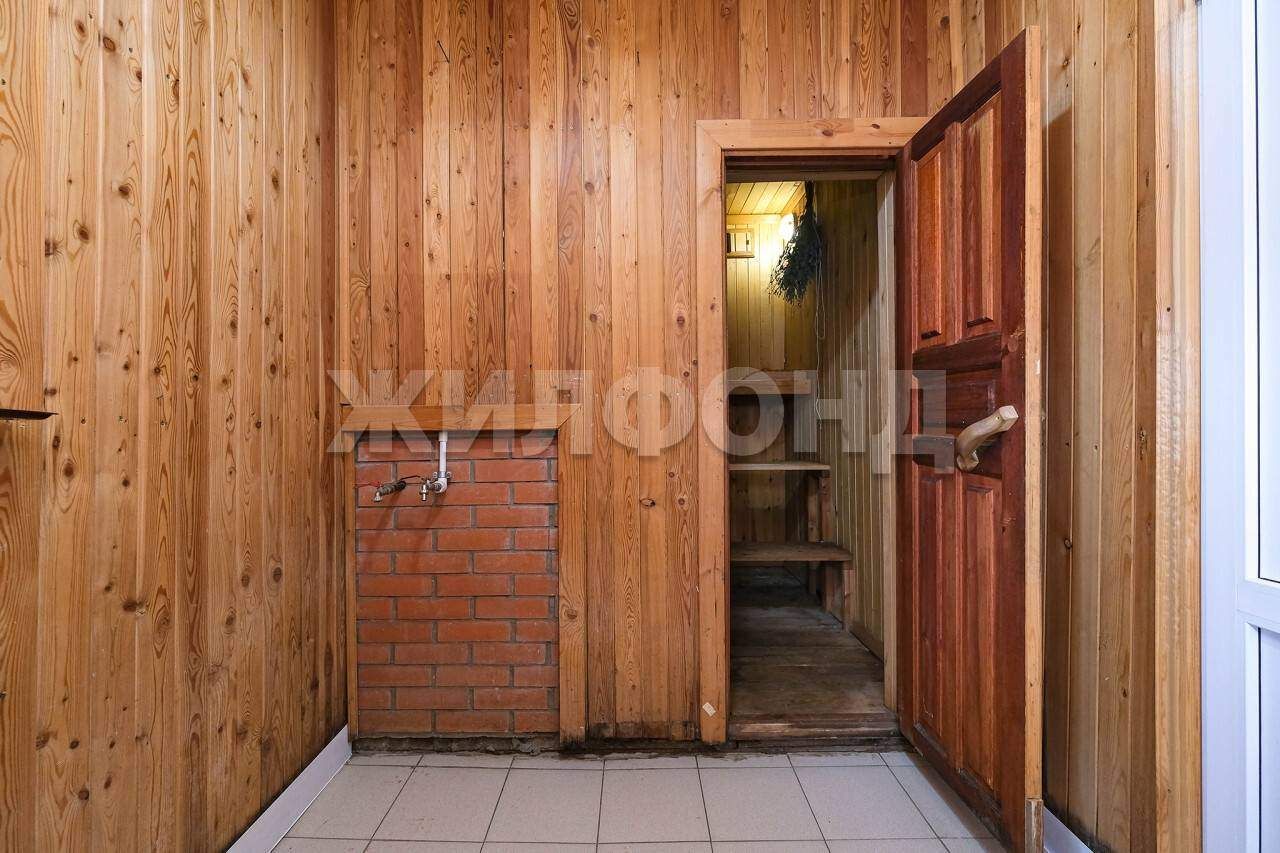 Дом на продажу в Новосибирске, Чемпионская улица фото №6