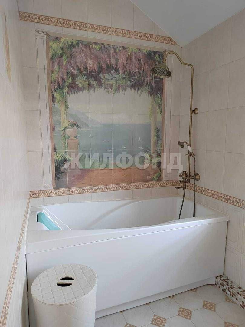 Дом на продажу в Новосибирске, Ключ-Камышенское Плато улица фото №19