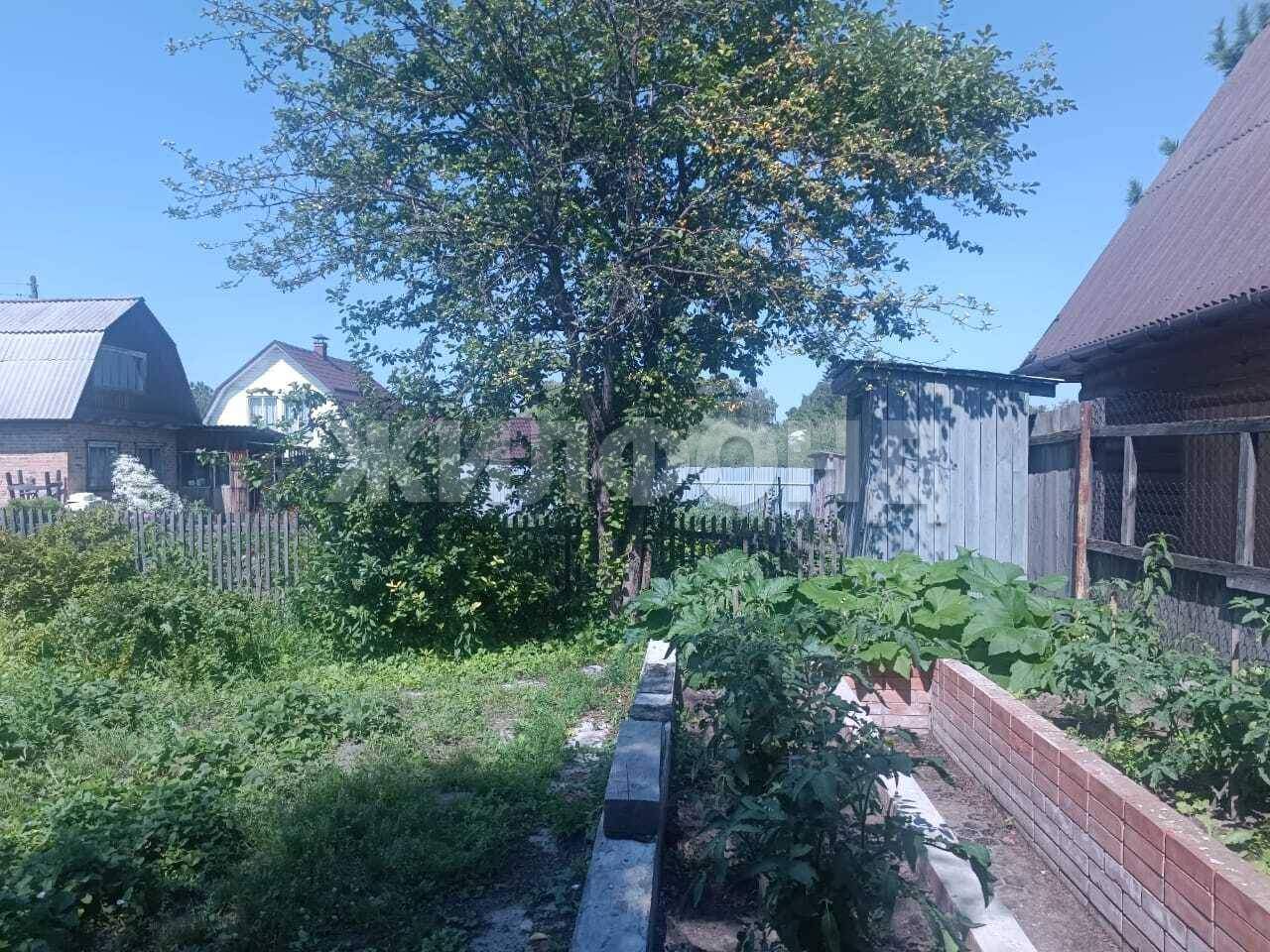 Продам земельный участок 400 м.кв.