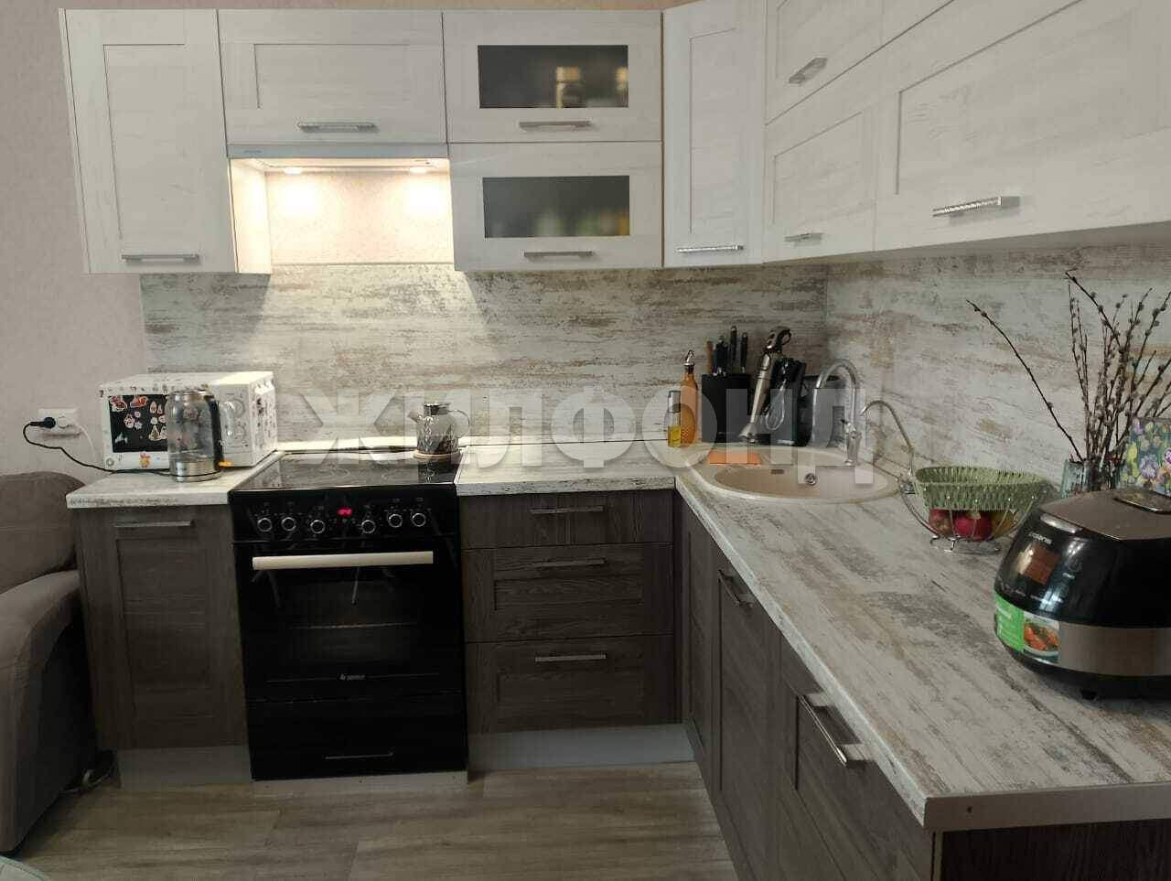 Квартира на продажу в Воронеже, Адмирала Чурсина улица, 4 фото №1