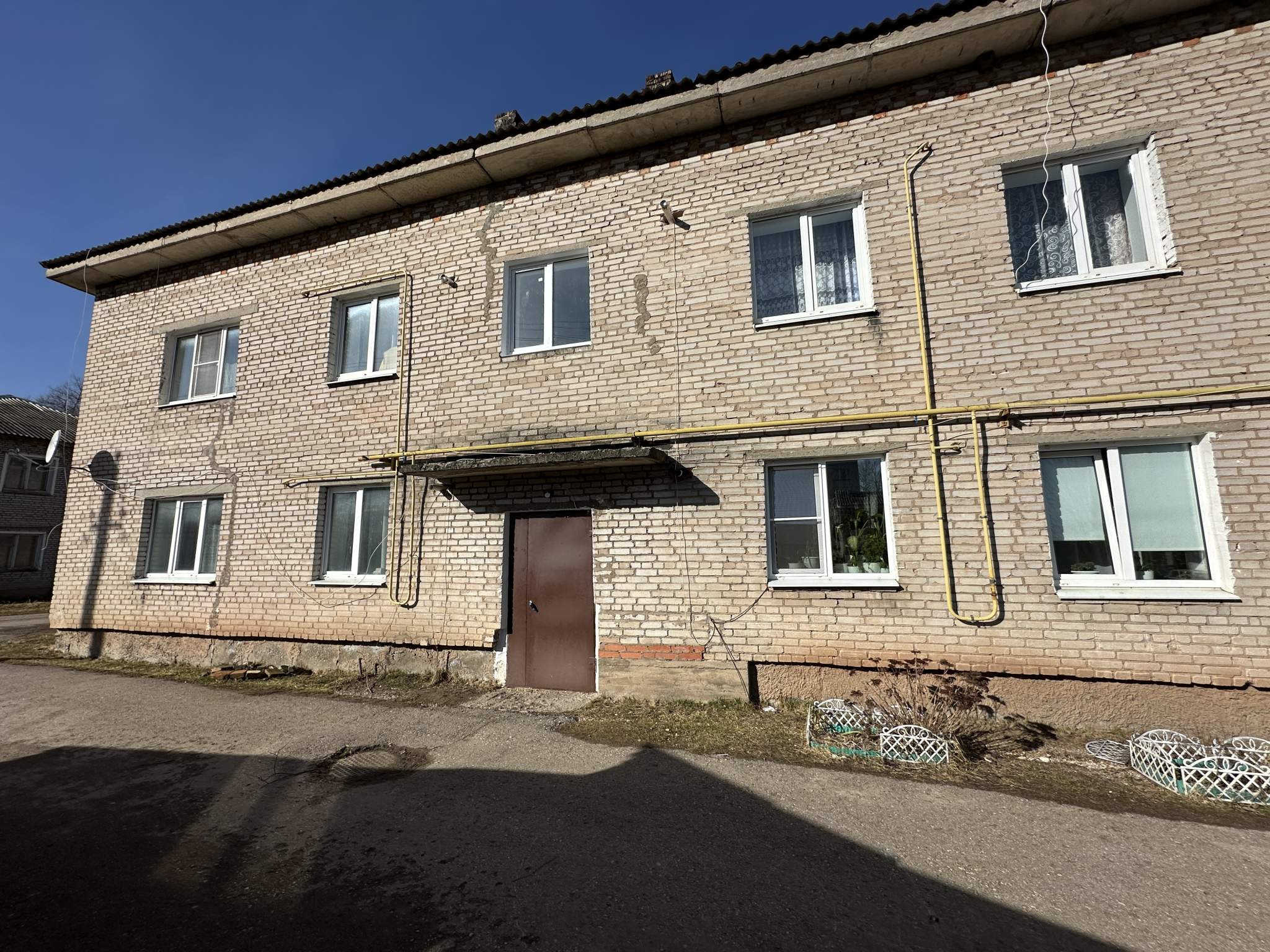 Квартира на продажу в Красном Луче, Советская улица, 18а фото №0