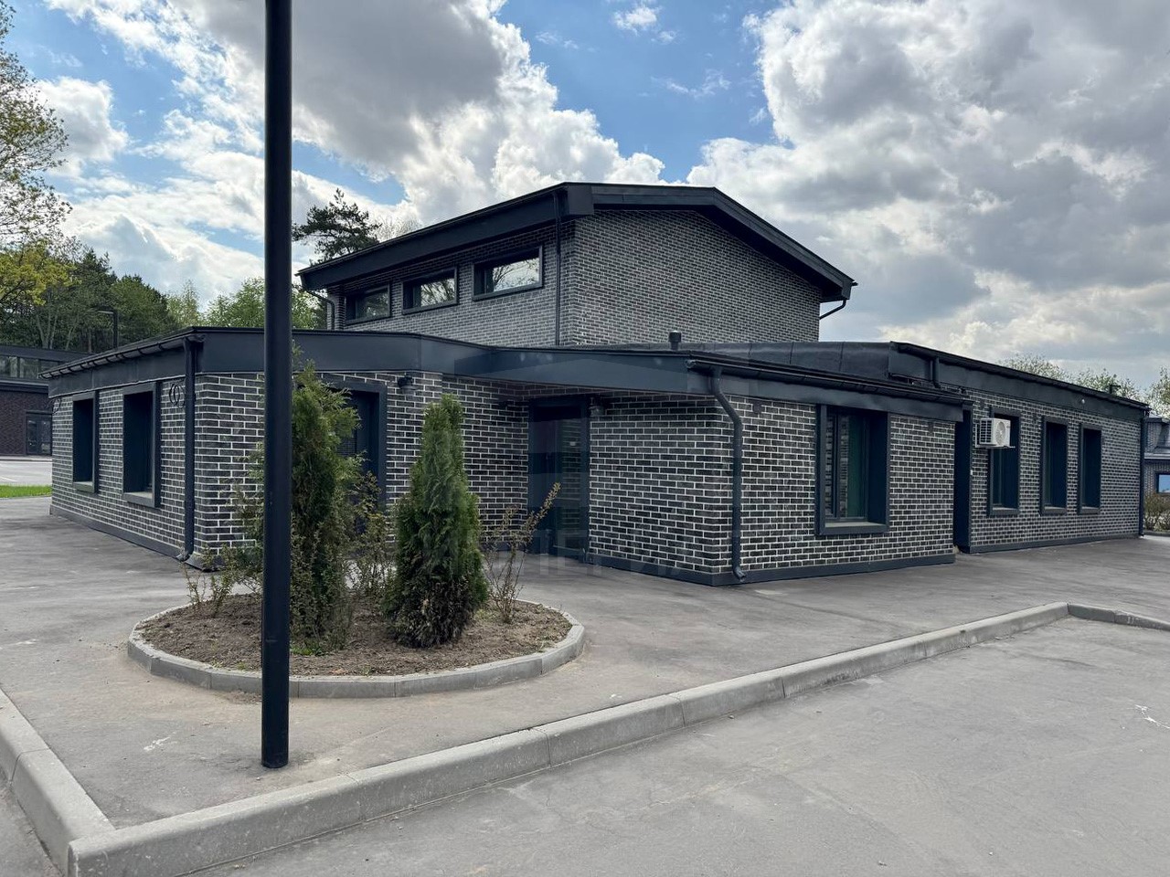 Продам помещение свободного назначения 28.7 м.кв.