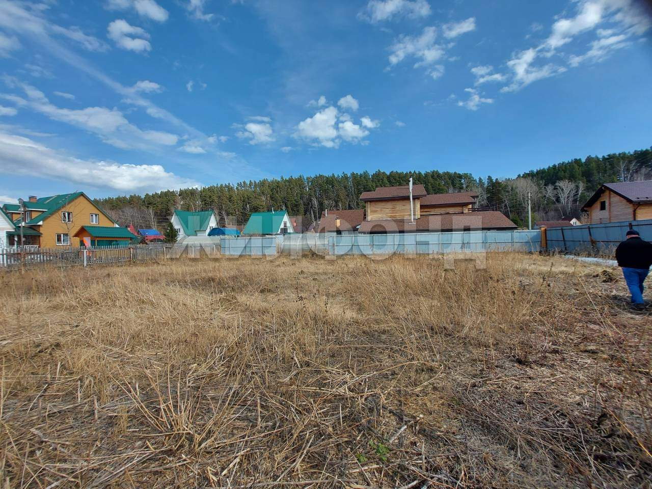 Продам земельный участок 846 м.кв.