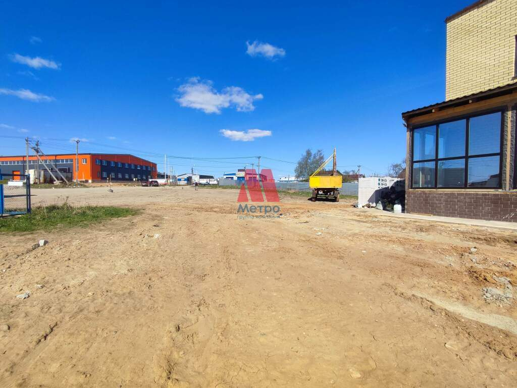 Сдам в аренду торговое помещение 250 м.кв.
