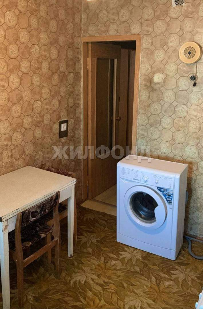 Квартира на продажу в Воронеже, Карпинского улица, 3 фото №1