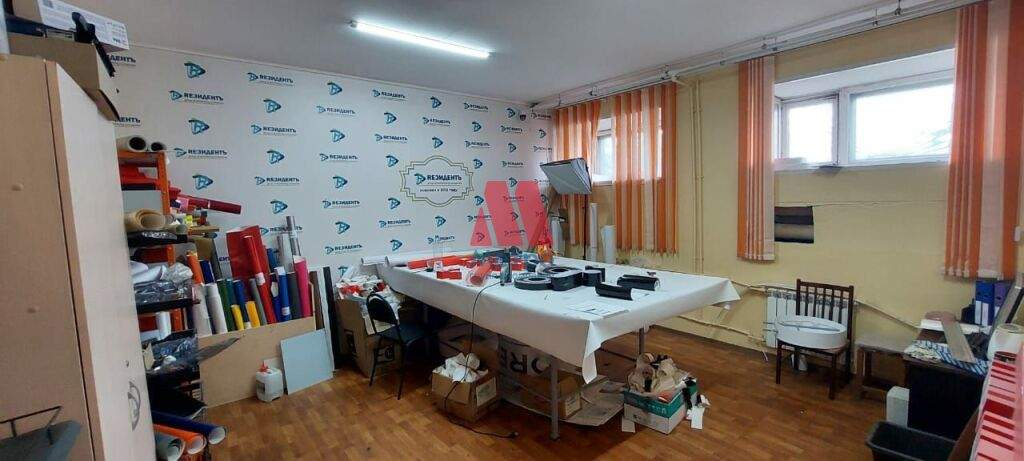 Продам торговое помещение 417 м.кв.