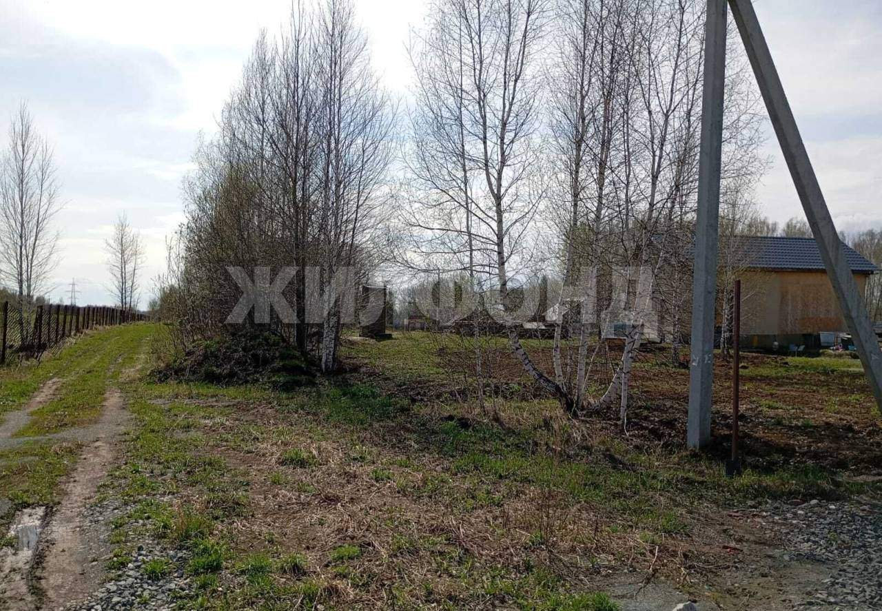 Продам земельный участок 900 м.кв.
