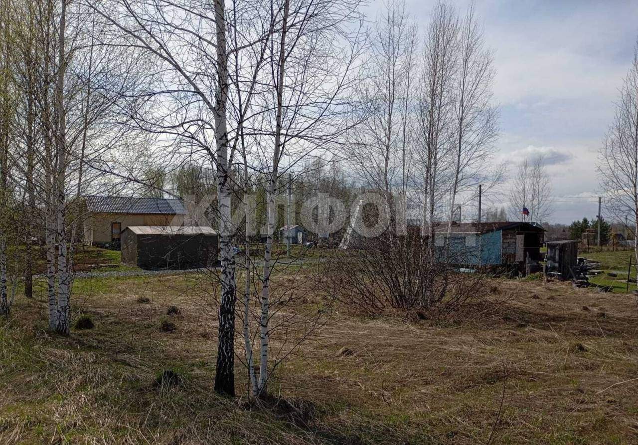 Продам земельный участок 900 м.кв.