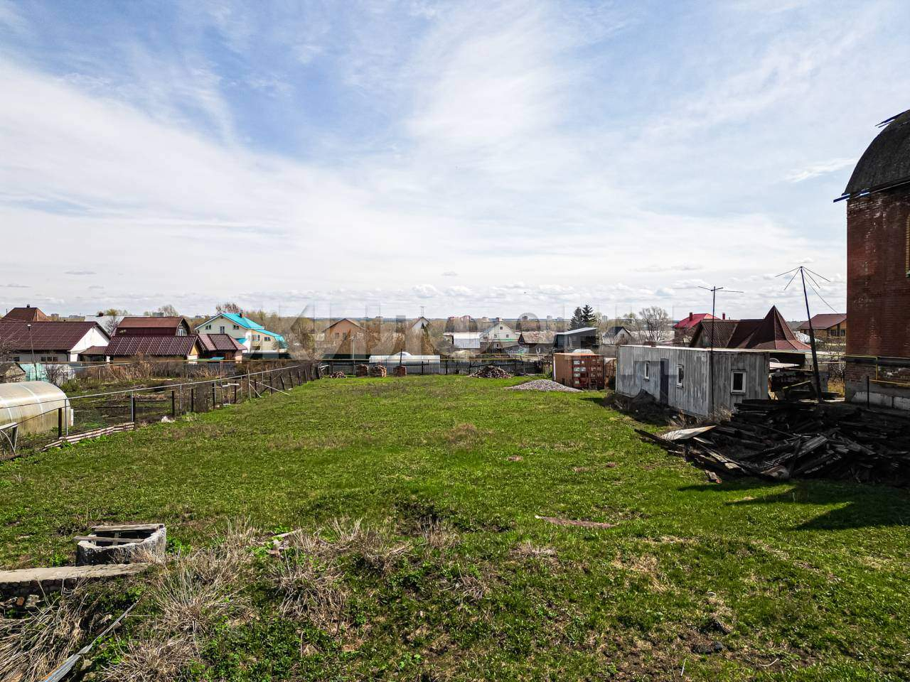 Продам земельный участок 1900 м.кв.
