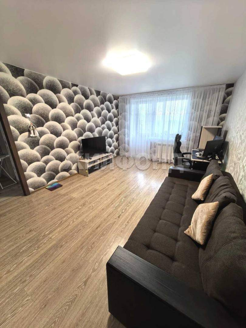 Квартира на продажу в Брянске, Брянского Фронта улица, 20 фото №1