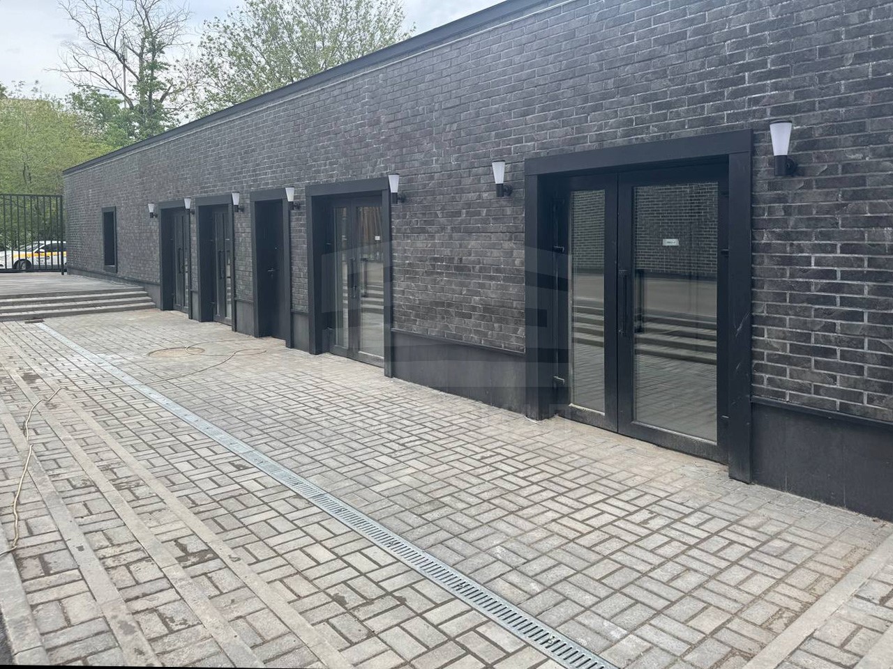 Сдам в аренду помещение свободного назначения 22.1 м.кв.