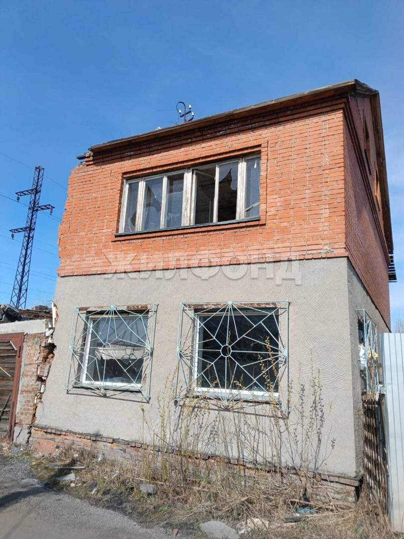 Продам земельный участок 1200 м.кв.