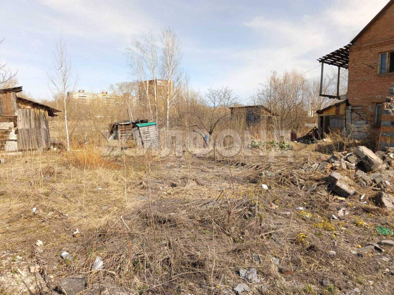 Продам земельный участок 1200 м.кв.