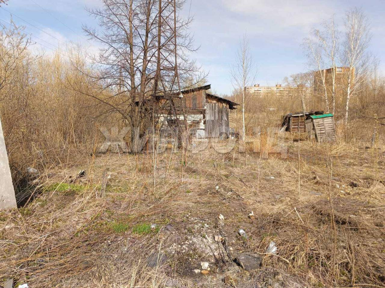Продам земельный участок 1200 м.кв.