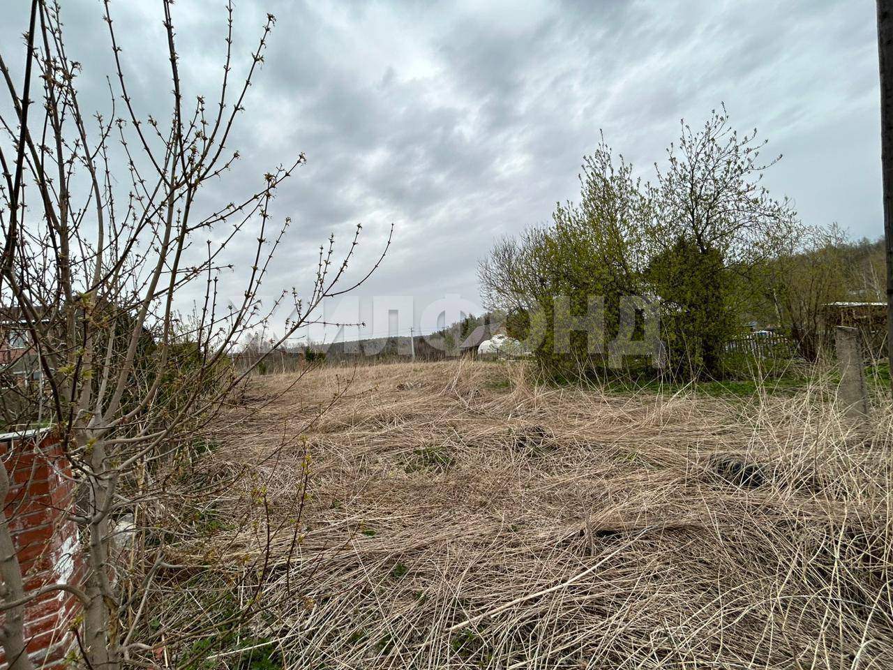Продам земельный участок 1517 м.кв.
