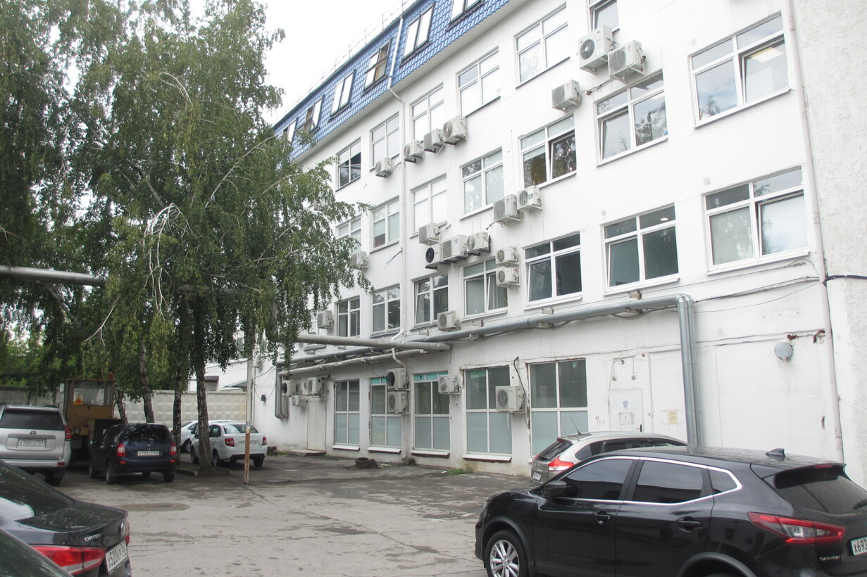 Продам помещение свободного назначения 9357 м.кв.