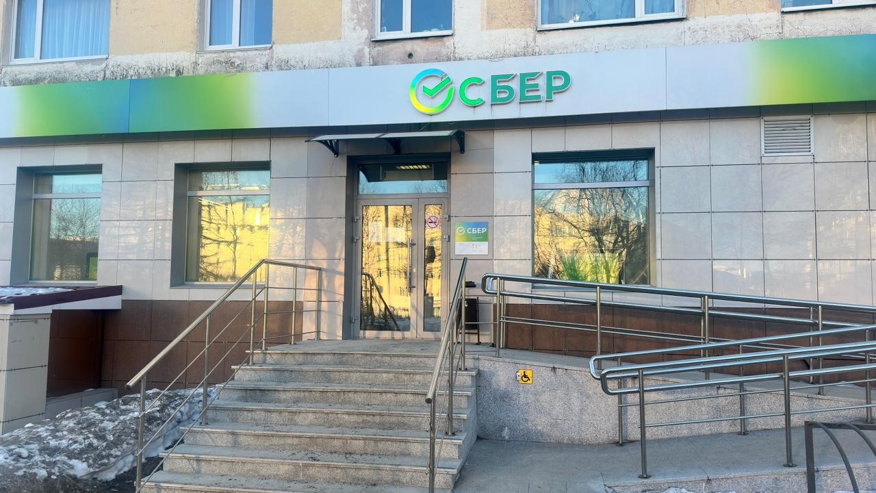 Сдам в аренду помещение свободного назначения 213.2 м.кв.