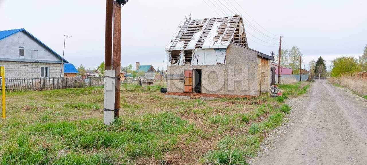 Продам земельный участок 1000 м.кв.