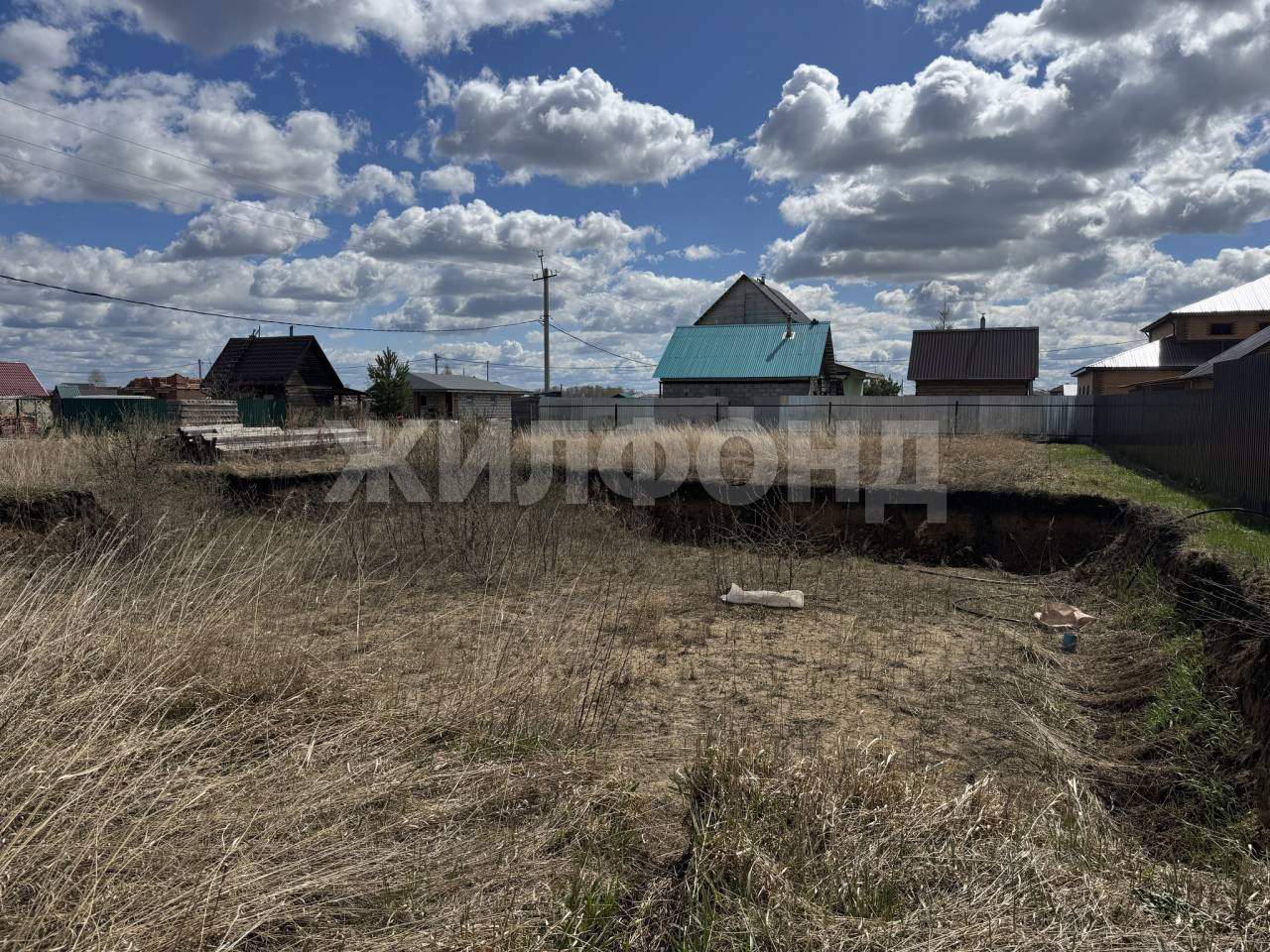 Продам земельный участок 997 м.кв.