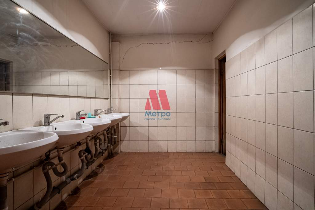 Сдам в аренду склад 1100 м.кв.
