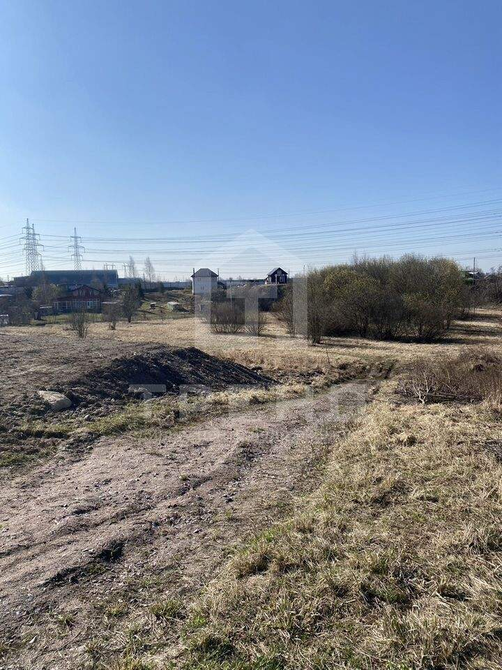 Продам земельный участок 700 м.кв.