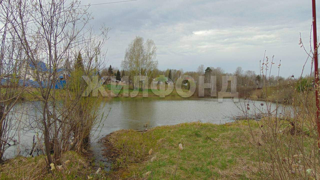 Продам земельный участок 1517 м.кв.