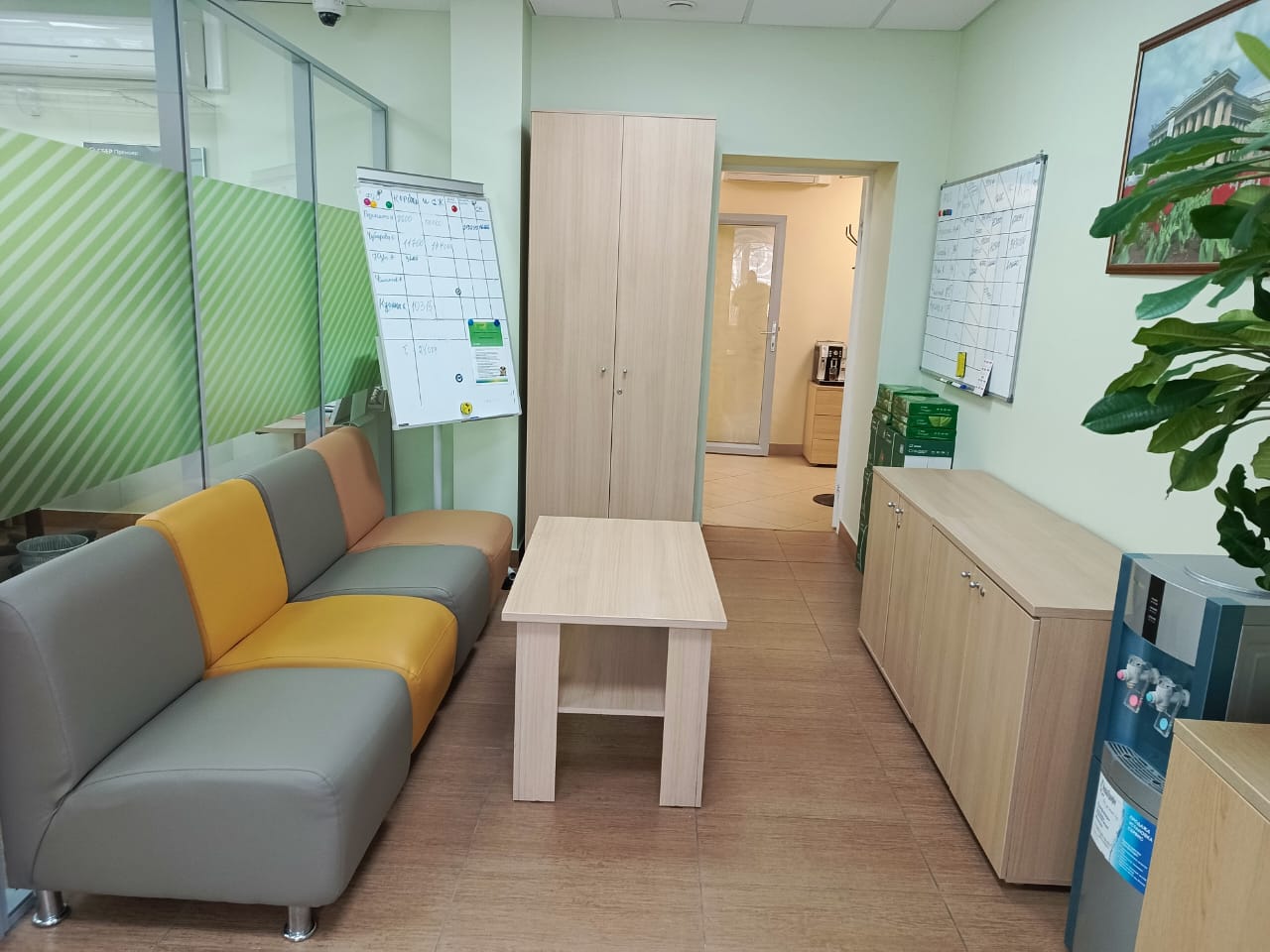 Сдам в аренду помещение свободного назначения 423 м.кв.